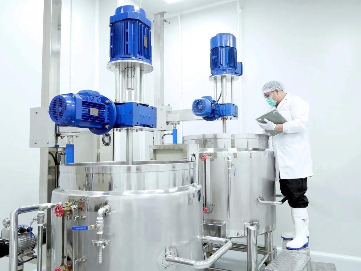 LINE_ALBUM_tpp photo edit_250731_1_11zon